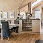 Casa vacanze Awesome In With Sauna