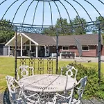 Tatil Evi Awesome In With Sauna Rødby