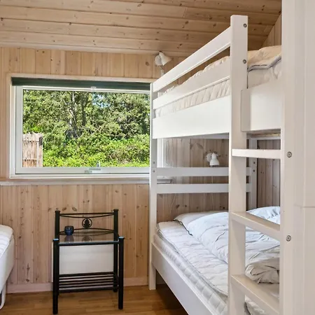 Awesome In With Sauna 度假居